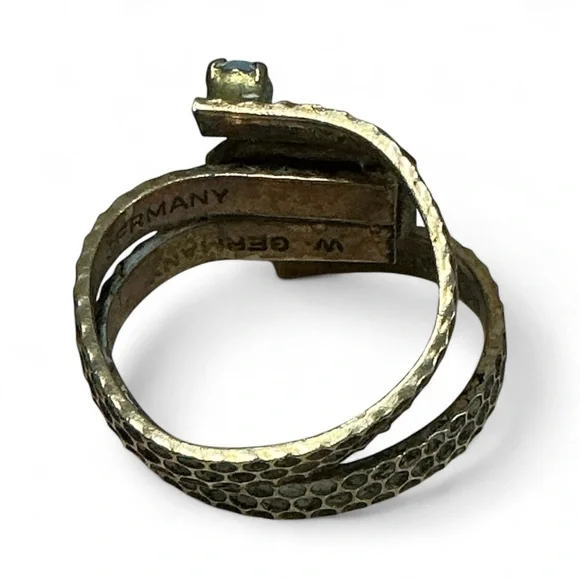 Vintage W Germany Blue Robbin’s Egg Brass Ring - Picture 2 of 3